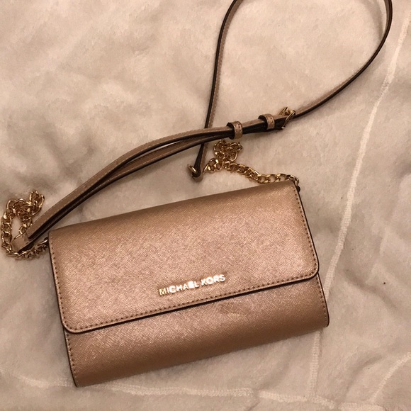 Michael Kors Handbags - MICHAEL KORS crossbody